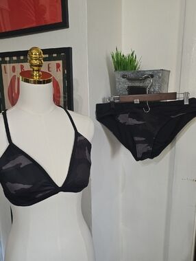 Athleta Black Camouflage Triangle Bikini Swimsuit Medium Large